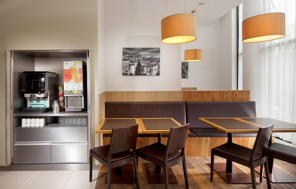 Comfort Hotel Olomouc Centre Bagian luar foto