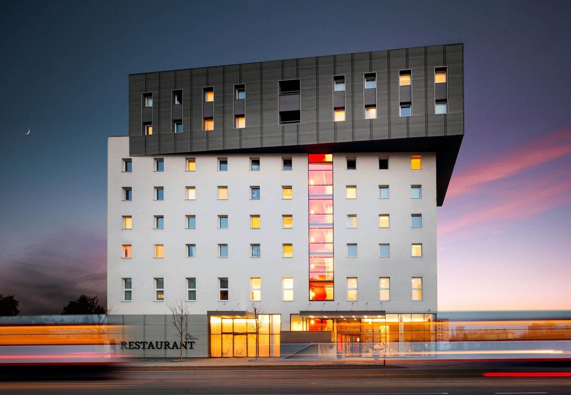Comfort Hotel Olomouc Centre Bagian luar foto